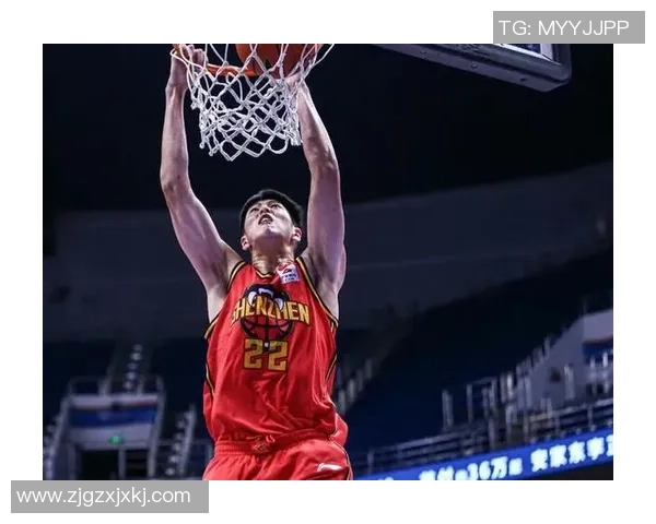 广州篮球队的崛起与挑战:探索球队背后的力量与未来发展潜力 广州篮球队的崛起与挑战:探索球队背后的力量与未来发展潜力