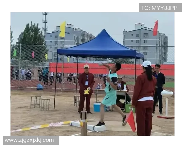 足球巨星们齐聚一堂致敬李小龙传承武术精神与运动激情 足球巨星们齐聚一堂致敬李小龙传承武术精神与运动激情